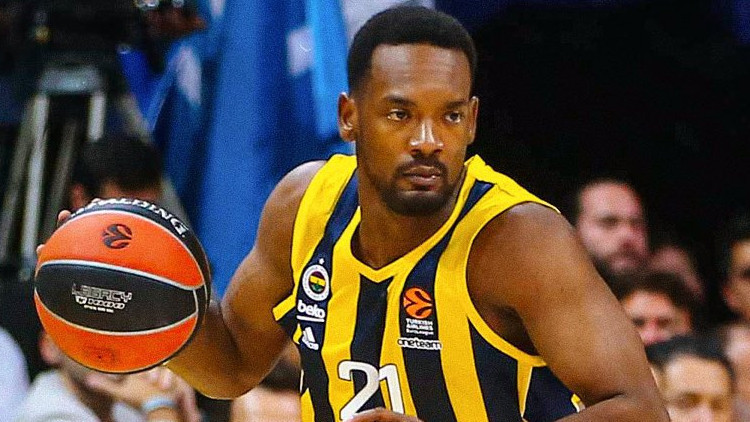 Fenerbahçe Beko, Ankarada kaybetti