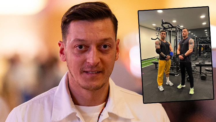 Mesut Özilden Fenerbahçe ve Arda Güler sözleri: Tarih yazabilir | SmackDowndan bir teklif beklemiyorum Mesut Özilden Fenerbahçe ve Arda Güler sözleri: Tarih yazabilir | SmackDowndan bir teklif beklemiyorum