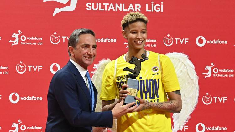Vodafone Sultanlar Ligi’nde en hızlı servis ödülü Vargas’ın oldu