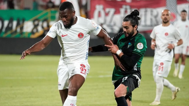 Ümraniyespor, Kocaelisporu tek golle geçti Ümraniyespor, Kocaelisporu tek golle geçti
