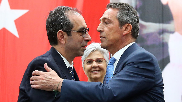 Fenerbahçe Divan Kurulu’nda Şekip Mosturoğlu dönemi Fenerbahçe Divan Kurulu’nda Şekip Mosturoğlu dönemi