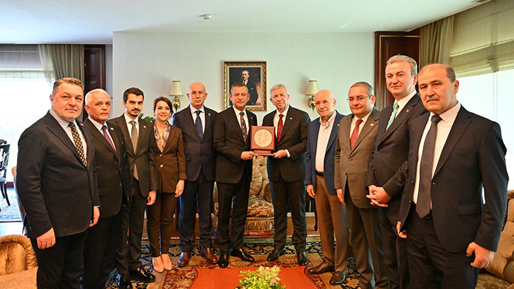 Özgür Özelden Kılıçdaroğlu görüşmesiyle ilgili açıklama
