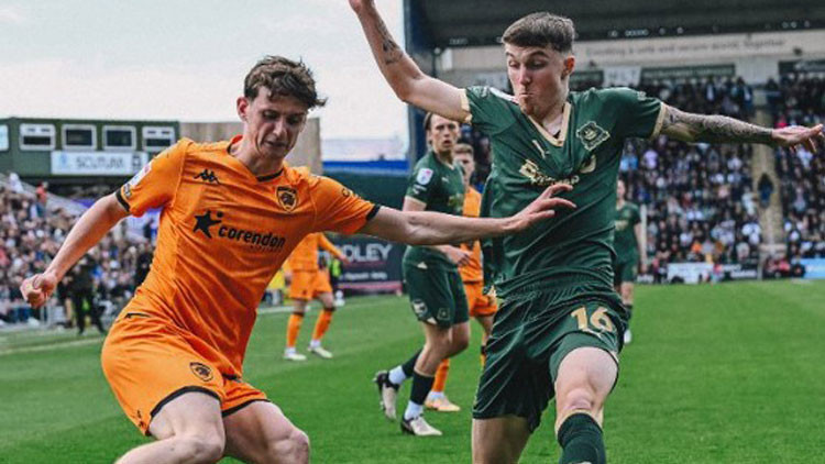 Ipswich Town, Premier Ligde Hull City play-offa kalamadı