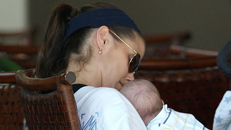 Özel hayatları dillere düştü: Sevgilisinin hamile olduğunu anlayamadı, şişmanlıyor sandı