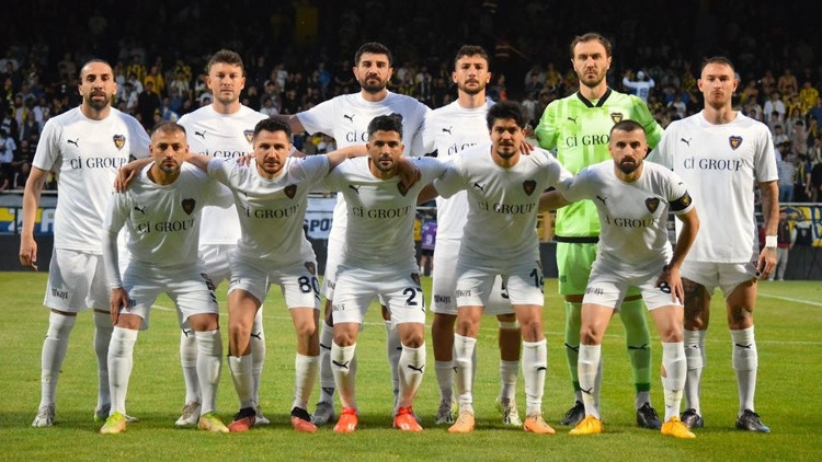 Bucaspor 1928’de hayal kırıklığı Trendyol 1. Lig umutları sona erdi... Bucaspor 1928’de hayal kırıklığı Trendyol 1. Lig umutları sona erdi...