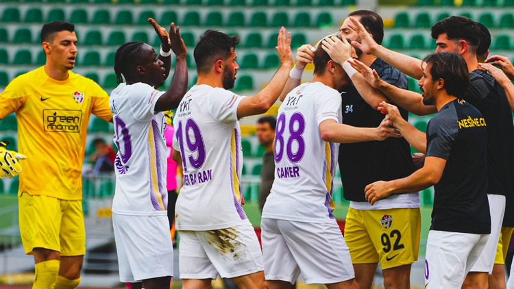 Trendyol 1. Ligde kader günü Play-off potası ve küme düşen son ekip... Trendyol 1. Ligde kader günü Play-off potası ve küme düşen son ekip...