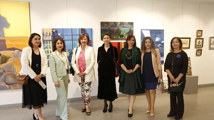 Diplomat eşlerinden kültürel hikâyeler