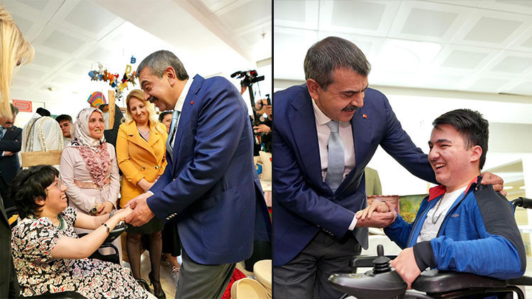 Bakan Tekin özel gereksinimli öğrencileri ziyaret etti