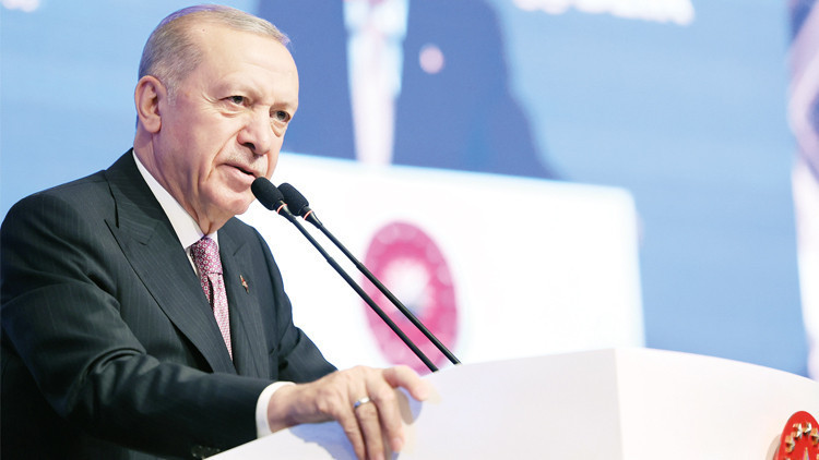 Erdoğan: Türkiye için çalışan herkesin yanındayız Erdoğan: Türkiye için çalışan herkesin yanındayız