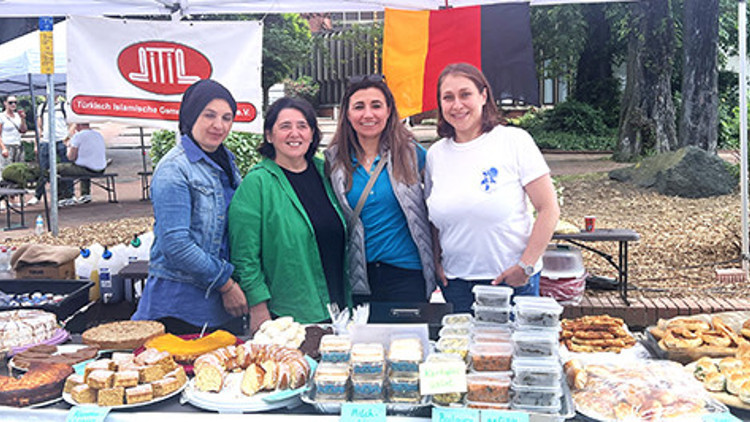 Lehrte’de Almanlar Türk lezzetlerine doyamadı