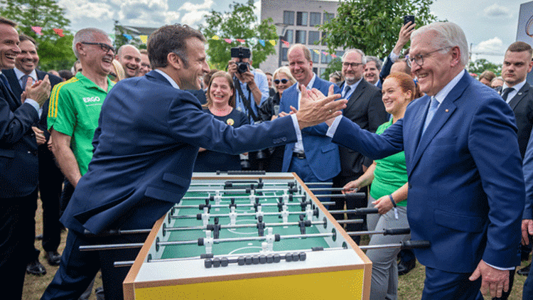Berlin’de dostluk pekiştirildi Berlin’de dostluk pekiştirildi