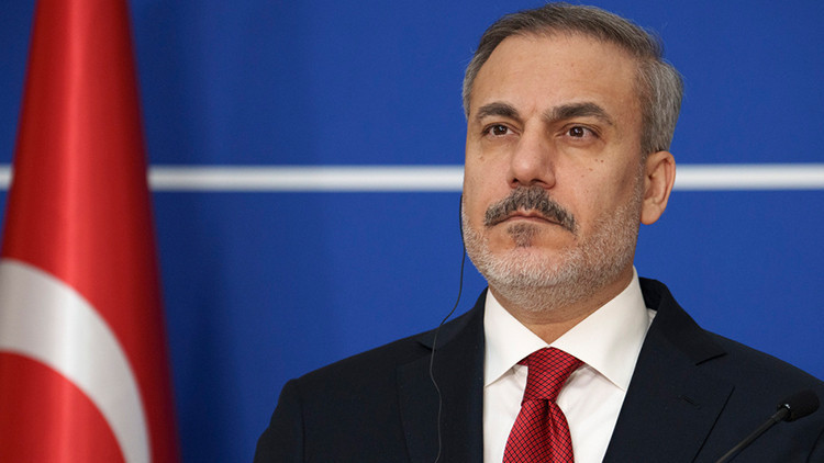 Dışişleri Bakanı Fidandan Çine kritik ziyaret