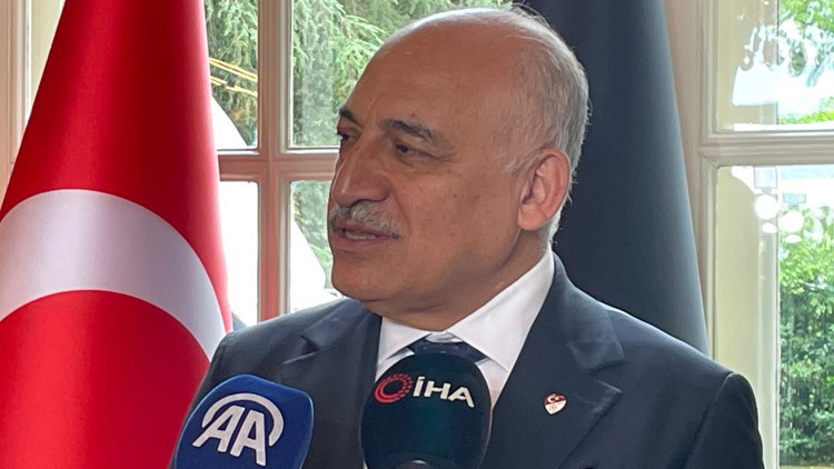 TFF Başkanı Mehmet Büyükekşi: 2032 yılında Avrupa şampiyonu olacağız TFF Başkanı Mehmet Büyükekşi: 2032 yılında Avrupa şampiyonu olacağız