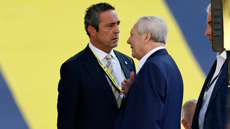 Fenerbahçede Ali Koç ve Aziz Yıldırım 6 yıl sonra yeniden karşı karşıya Fenerbahçede Ali Koç ve Aziz Yıldırım 6 yıl sonra yeniden karşı karşıya
