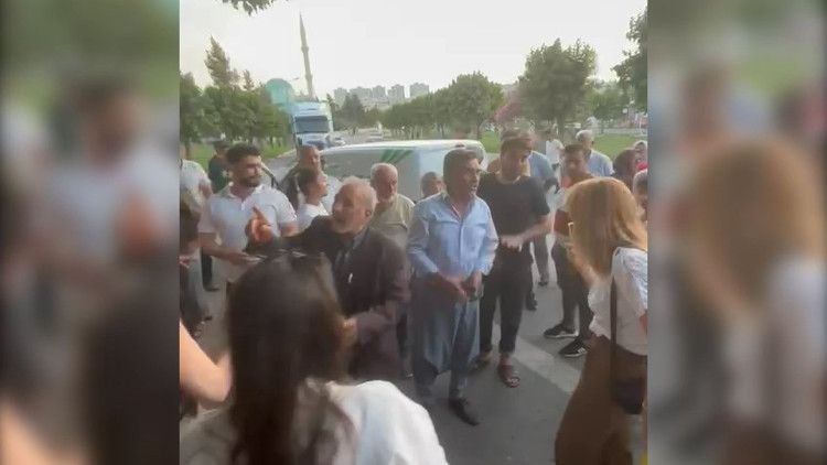 Kuduz karantinasına alınan mahallede kavga: 3 gözaltı