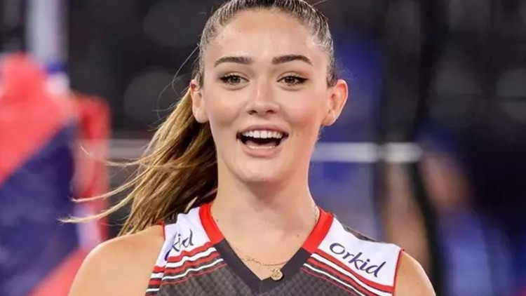Zehra Güneş neden oynamıyor Voleybolcu Zehra Güneş sakatlandı mı