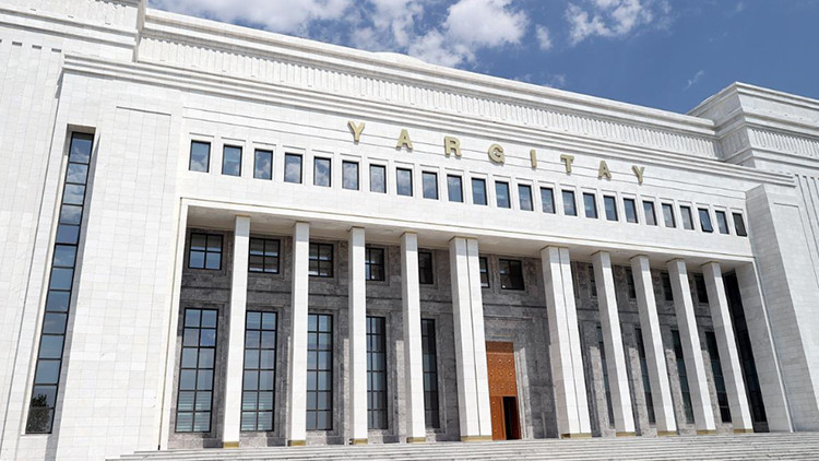 Ergenekonda kumpas davasında dört eski hakime hapis cezası