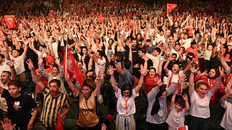 EURO 2024 çeyrek final heyecanı, Cüneyt Arkın Sanatçılar Parkı’nda yaşanacak EURO 2024 çeyrek final heyecanı, Cüneyt Arkın Sanatçılar Parkı’nda yaşanacak
