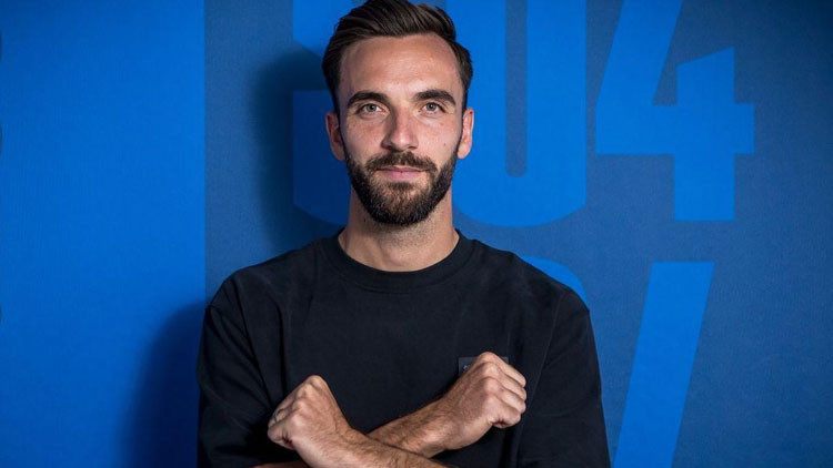 Kenan Karaman, Schalke 04 ile sözleşme uzattı Kenan Karaman, Schalke 04 ile sözleşme uzattı