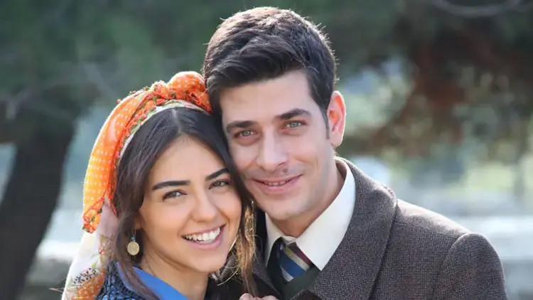 Aile Hükümeti konusu ve hikayesi || Aile Hükümeti filmi ne zaman ve nerede çekildi Aile Hükümeti konusu ve hikayesi || Aile Hükümeti filmi ne zaman ve nerede çekildi