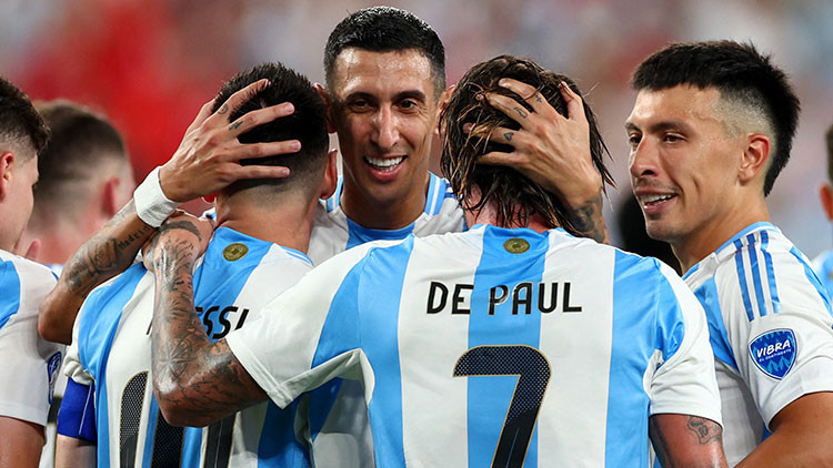 Copa Americada ilk finalist Arjantin oldu Lionel Messi...