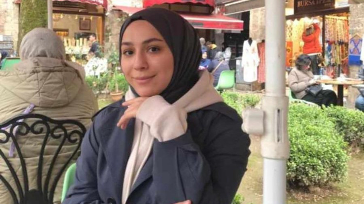 10 gün önce üniversiteden mezun olmuştu... Gök gürültüsü ve şimşekler sonrası fenalaşıp hayatını kaybetti 10 gün önce üniversiteden mezun olmuştu... Gök gürültüsü ve şimşekler sonrası fenalaşıp hayatını kaybetti