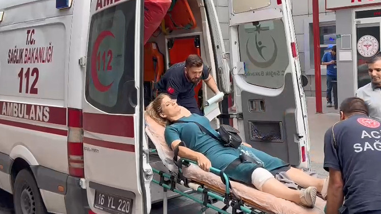 Velayet davasından çıktıktan sonra takip ettiği eski eşini vurdu Velayet davasından çıktıktan sonra takip ettiği eski eşini vurdu