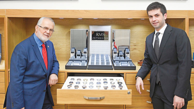 Tahtakale’den dünyaya açıldı... Dakikada bir saat üretiyor