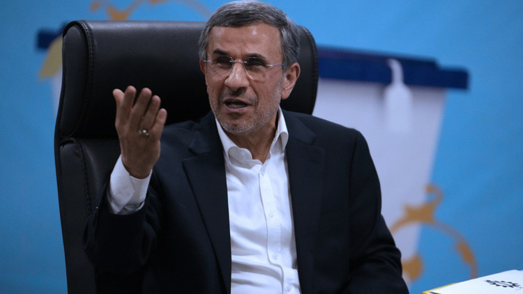 Son dakika... Eski İran Cumhurbaşkanı Mahmud Ahmedinejada suikast girişimi Son dakika... Eski İran Cumhurbaşkanı Mahmud Ahmedinejada suikast girişimi