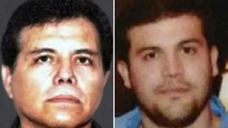Meksikalı kartele büyük darbe: Uyuşturucu baronu Zambada ve El Chapo’nun oğlu yakalandı Meksikalı kartele büyük darbe: Uyuşturucu baronu Zambada ve El Chapo’nun oğlu yakalandı