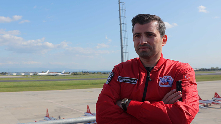 Selçuk Bayraktardan Netanyahunun alkışlanmasına tepki... Adil bir dünya için Filistini destekleyin Selçuk Bayraktardan Netanyahunun alkışlanmasına tepki... Adil bir dünya için Filistini destekleyin