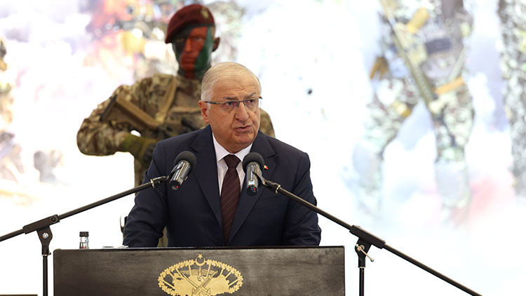 Bakan Güler: Askeri açıdan güçlü olmak zorundayız Bakan Güler: Askeri açıdan güçlü olmak zorundayız