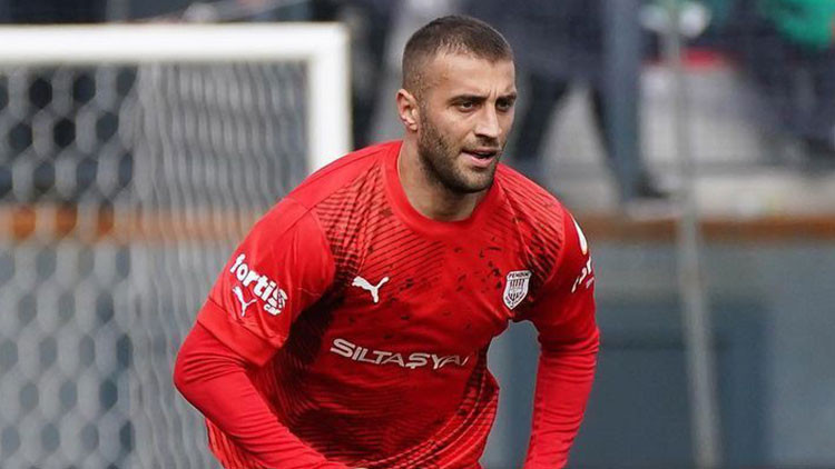 Alpaslan Öztürk yeniden Pendiksporda