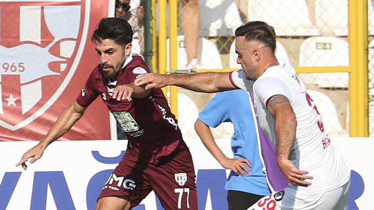 Bandırmaspor ile Çorum FK yenişemedi Bandırmaspor ile Çorum FK yenişemedi