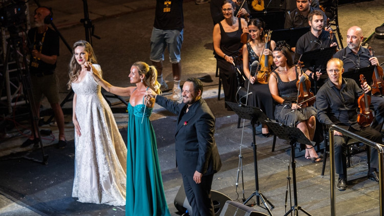 Bodrum Antik Tiyatrosu’nda anlamlı konser Bodrum Antik Tiyatrosu’nda anlamlı konser
