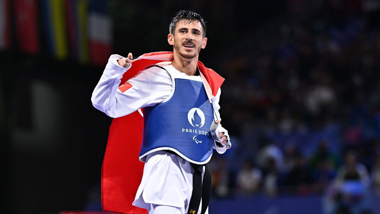 Paris 2024 Paralimpik Oyunlarında ilk altın madalyamız Mahmut Boztekeden Paris 2024 Paralimpik Oyunlarında ilk altın madalyamız Mahmut Boztekeden