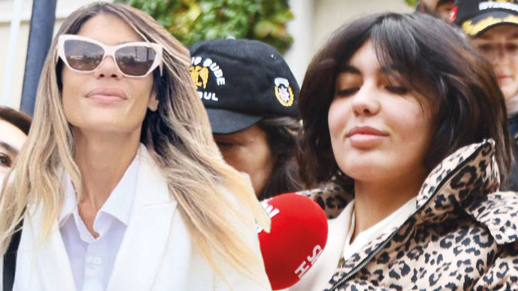 Duruşma salonunda kalp işareti ve nefes egzersizi Duruşma salonunda kalp işareti ve nefes egzersizi