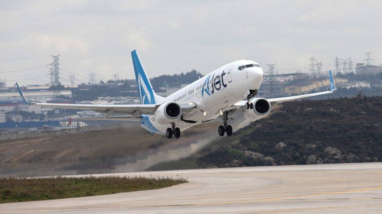 AJet zamanında kalkış oranında çıtayı yükseltti AJet zamanında kalkış oranında çıtayı yükseltti