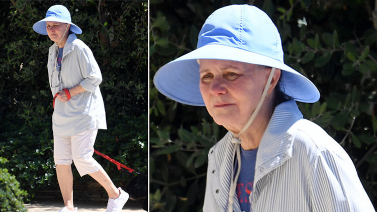 Artık şanda şöhrette gözü yok Efsane oyuncuyu yanından geçenler bile tanımadı Artık şanda şöhrette gözü yok Efsane oyuncuyu yanından geçenler bile tanımadı