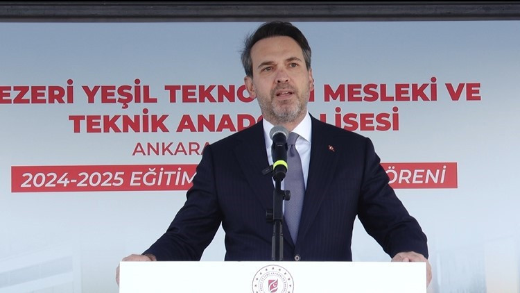 Bakan Bayraktar: Elektrik bugün hayatımızın her alanında var Bakan Bayraktar: Elektrik bugün hayatımızın her alanında var