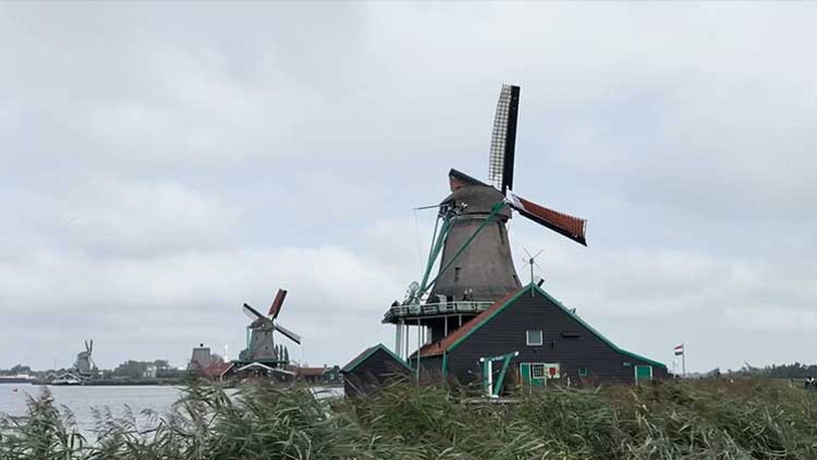 Hollanda’nın yel değirmenleri