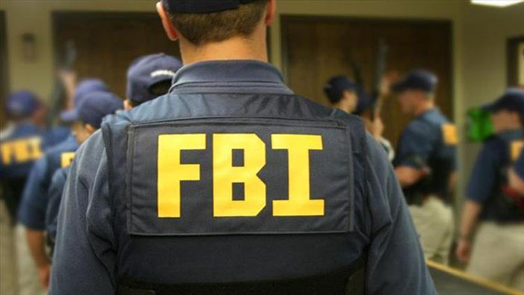 Eski FBI yönetici yardımcısı, Trumpın rus ajanı olduğunu iddia etti Eski FBI yönetici yardımcısı, Trumpın rus ajanı olduğunu iddia etti