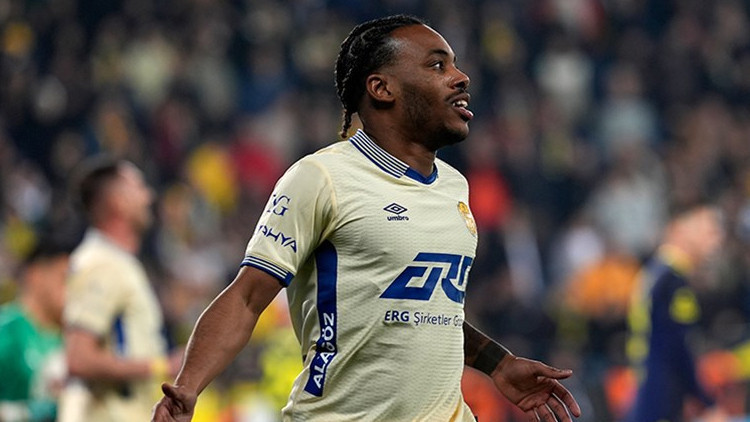 Garry Rodrigues’in yeni takımı belli oldu Garry Rodrigues’in yeni takımı belli oldu