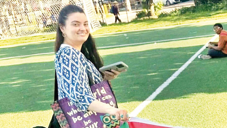 ‘Gitme ölürsün’ diyen babasına Ayşenur böyle demiş: İşe yarayacaksa ölmeye razıyım ‘Gitme ölürsün’ diyen babasına Ayşenur böyle demiş: İşe yarayacaksa ölmeye razıyım