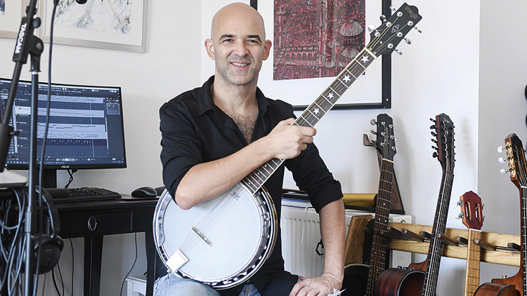 Murat Evgin: Annem yurtdışındaki şöhretime inanamıyor Murat Evgin: Annem yurtdışındaki şöhretime inanamıyor