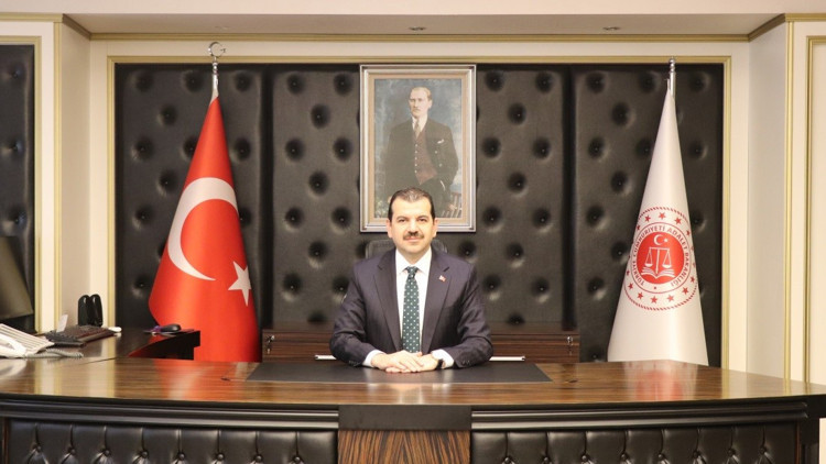 Mehmet Yılmaz kimdir, kaç yaşında, nereli Adalet Bakanlığı Yardımcılığına atanan Mehmet Yılmazın biyografisi ve hayatı Mehmet Yılmaz kimdir, kaç yaşında, nereli Adalet Bakanlığı Yardımcılığına atanan Mehmet Yılmazın biyografisi ve hayatı