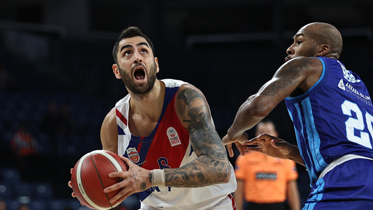 İki kez uzayan maçta 11 farklık galibiyet İki kez uzayan maçta 11 farklık galibiyet