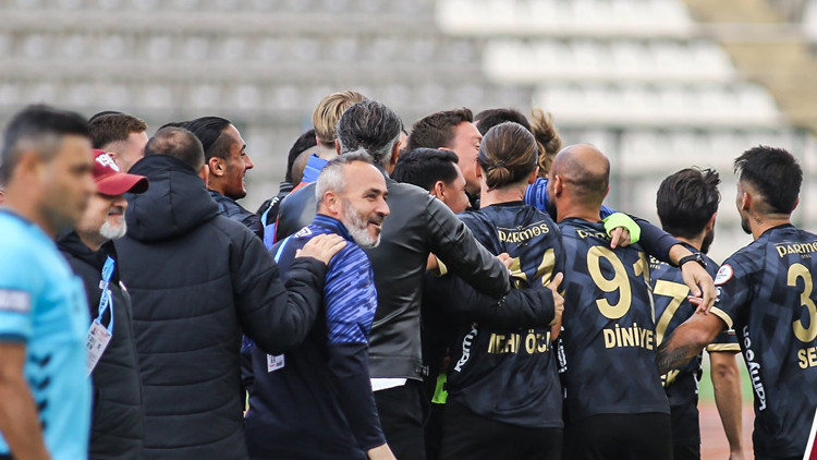 Bandırmaspor, Fatih Karagümrük engelini tek golle geçti Bandırmaspor, Fatih Karagümrük engelini tek golle geçti