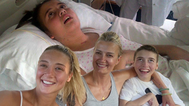 Aleyna Kalaycıoğlu kardeşiyle ilgili gerçeği anlattı: Anneme fişi çekelim mi diye sordular Aleyna Kalaycıoğlu kardeşiyle ilgili gerçeği anlattı: Anneme fişi çekelim mi diye sordular