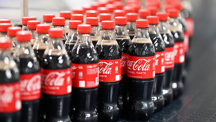 Coca Cola, 28 milyon şişe içeceği geri istedi